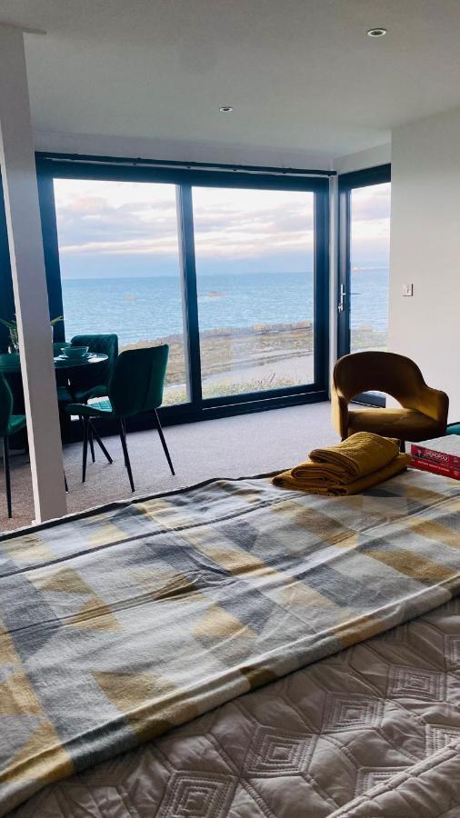 Luxury Beach Front Rooms- Pma Κιρκάλντυ Εξωτερικό φωτογραφία